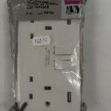Knightsbridge Cu9904 Curved Edge 13 A 2 Gang Switched Socket Dual USB White